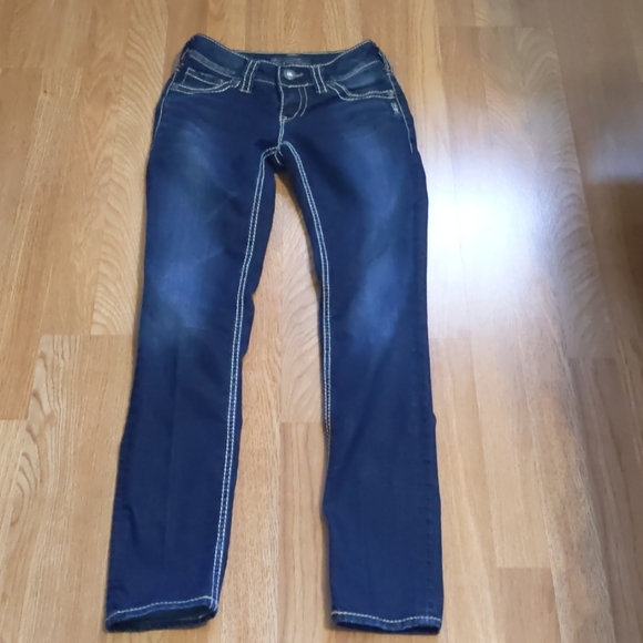 Silver Jeans Denim - NWOT. SILVER JEANS SZ. W.25 / L. 31